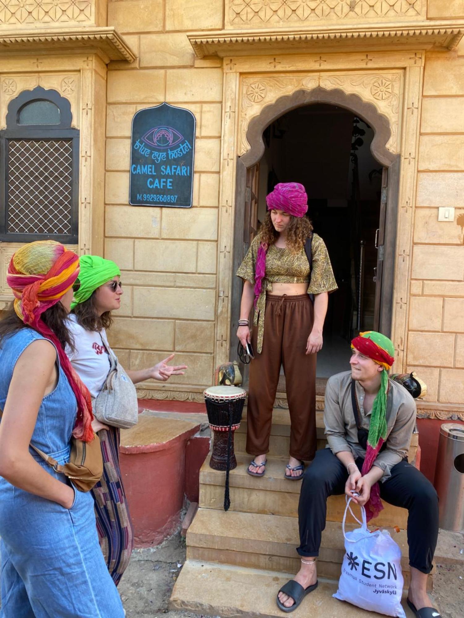 Blue Eye Hostel ジャイサルメール エクステリア 写真